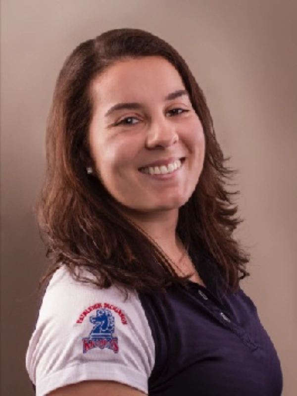 Andra Frappier Headshot